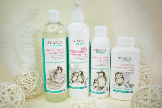 Jakie kosmetyki dla noworodka do szpitala - unikaj niebezpiecznych składników Jakie kosmetyki dla noworodka do szpitala - unikaj niebezpiecznych składników