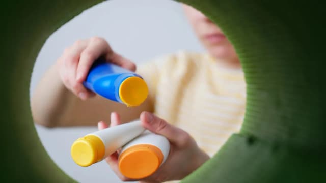 Gdzie wyrzucać przeterminowane kosmetyki, aby chronić środowisko? Gdzie wyrzucać przeterminowane kosmetyki, aby chronić środowisko?