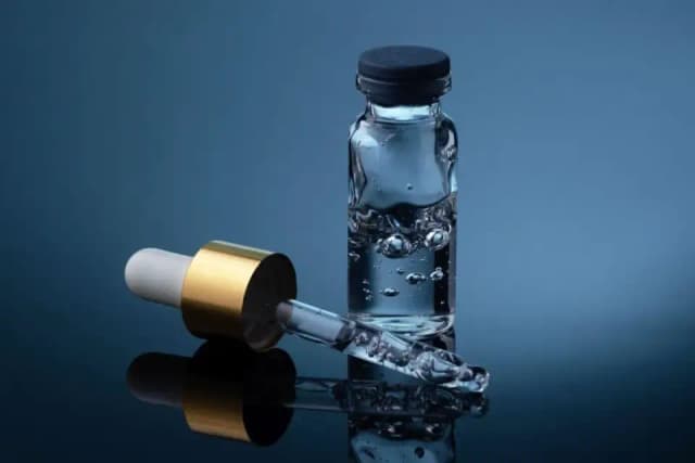 Kwas fitowy dla jakiej cery? Sprawdź, czy to rozwiązanie dla Ciebie Kwas fitowy dla jakiej cery? Sprawdź, czy to rozwiązanie dla Ciebie